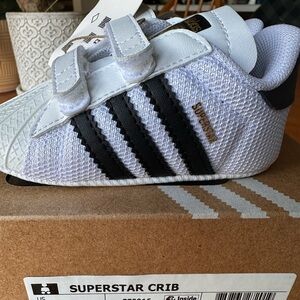 Adidas Baby Crib Superstar Infant Shoes in box brand  NWT